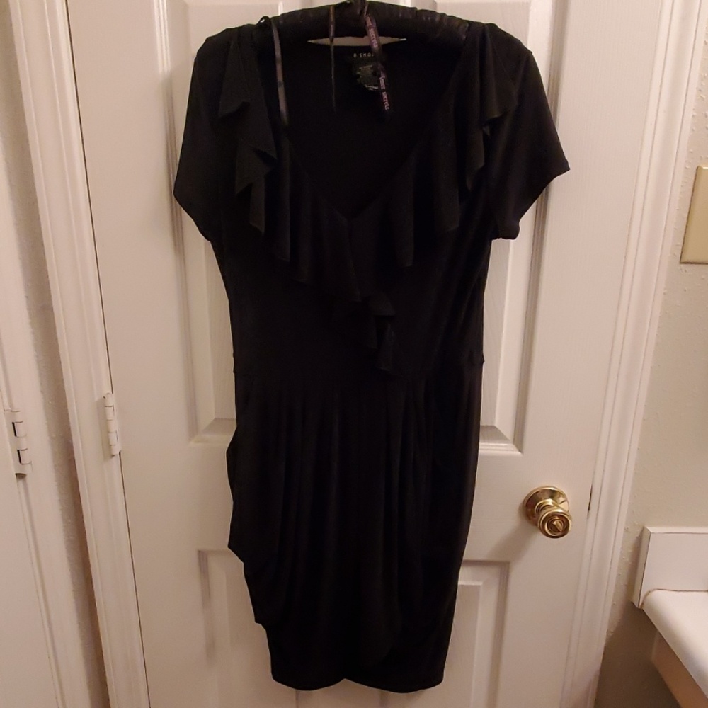 Black LBD with pockets!